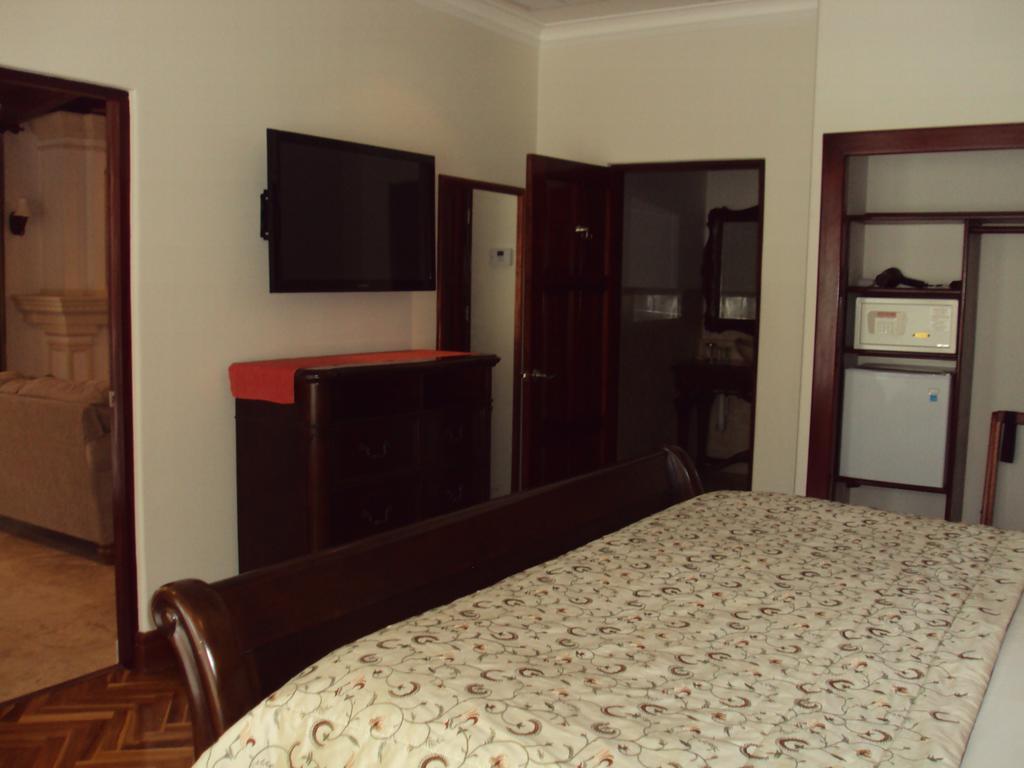 Hotel Ringle Resort San Jose  Exterior photo
